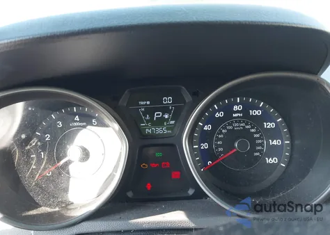 2016 Hyundai Elantra Se z USA, uszkodzony, nr VIN 5NPDH4AE3GH700992